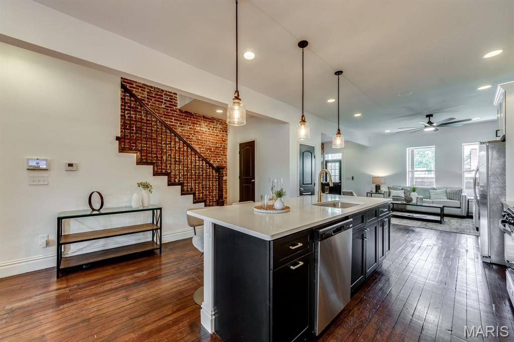 St Louis Commons Add - Residential