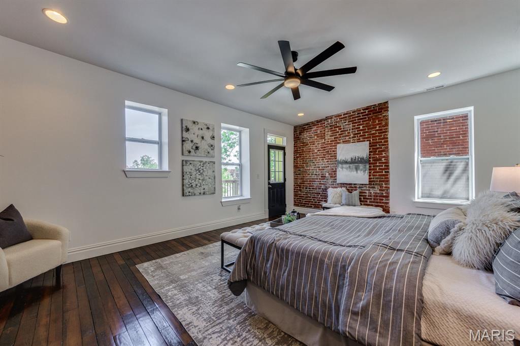 St Louis Commons Add - Residential