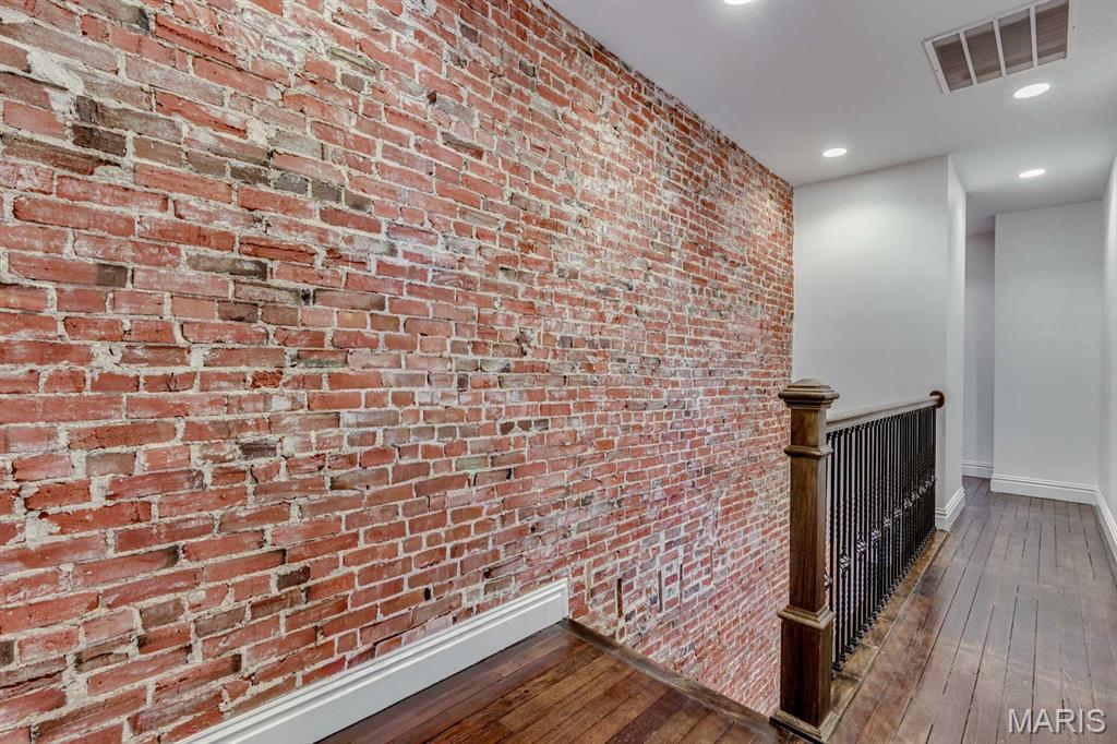 St Louis Commons Add - Residential