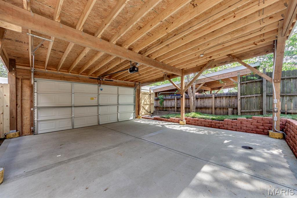 St Louis Commons Add - Residential