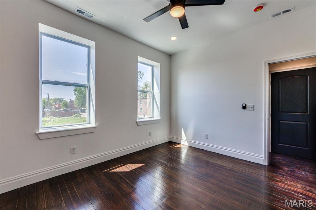 St Louis Commons Add - Residential