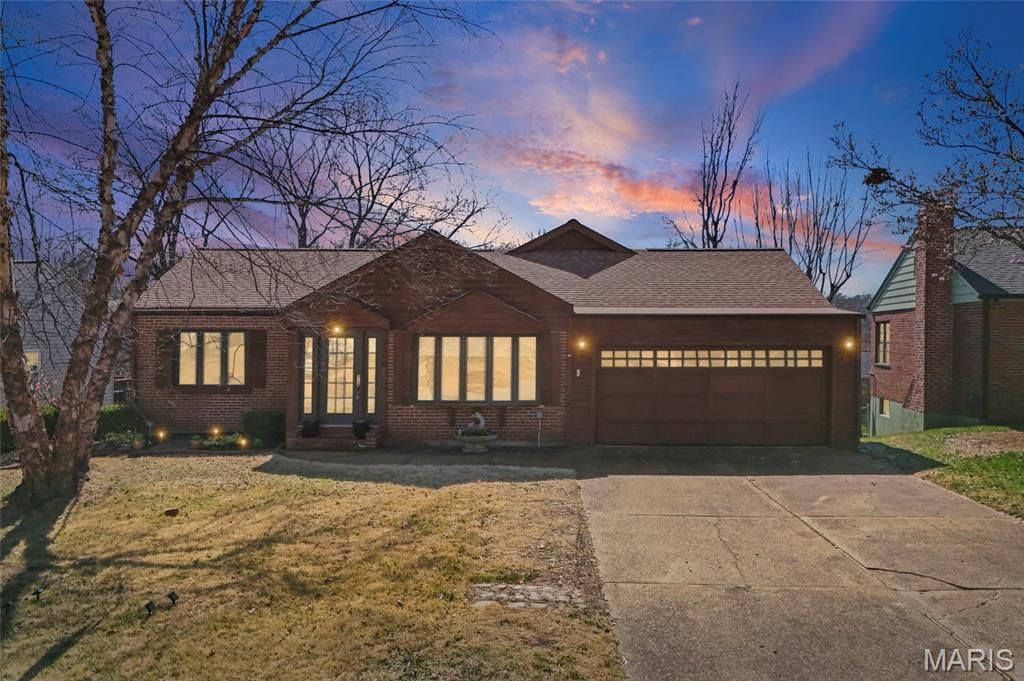 Photo of 9456 Arban Drive, St Louis, MO 63126 (MLS # 26004479)