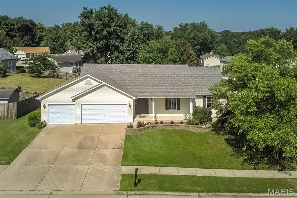 Photo 1 of 41 — 5 Thoroughbred Drive, Wright City, MO 63390