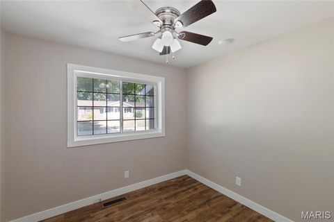 Tiny photo for 82 May Valley Lane, Fenton, MO 63026 (MLS # 26030885)