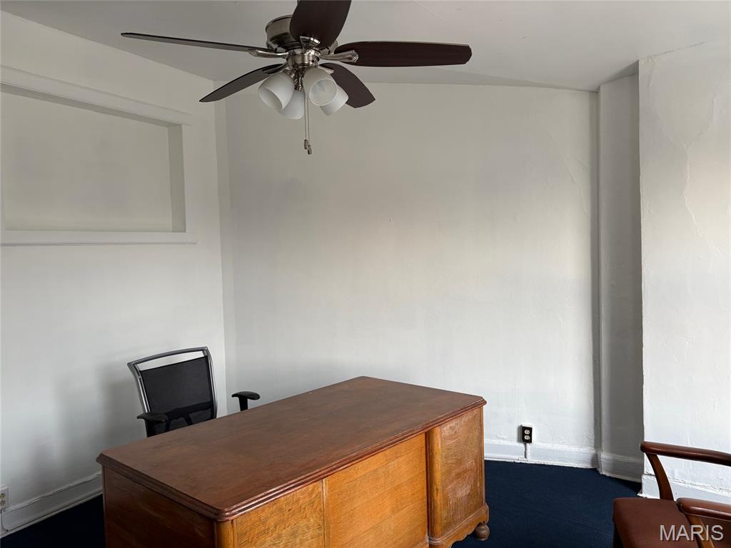 Evans Place Add - Commercial Lease