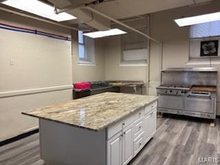 Evans Place Add - Commercial Lease