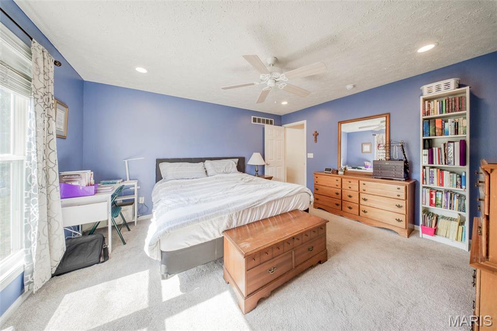 Country Aire Place - Residential