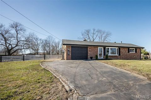Photo of 1829 Main Drive, High Ridge, MO 63049 (MLS # 26011592)