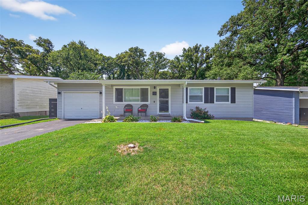 St Charles, Missouri 63303, United States, 2 Bedrooms Bedrooms, ,1 BathroomBathrooms,Residential,Pending,190030