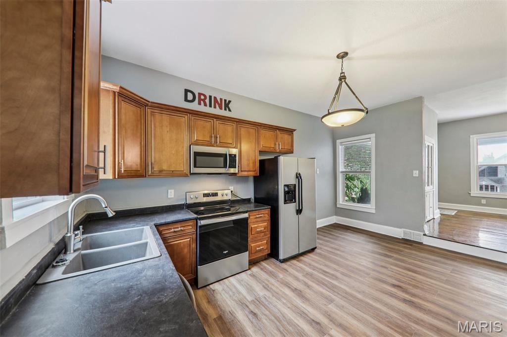 Von Phuls Add - Residential