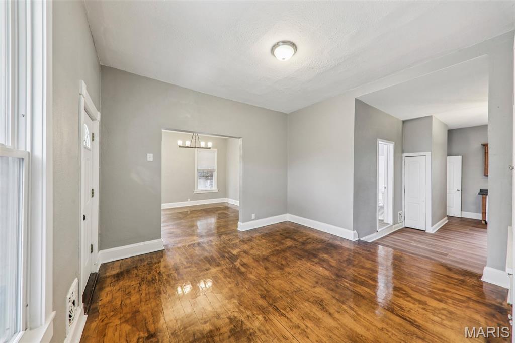 Von Phuls Add - Residential