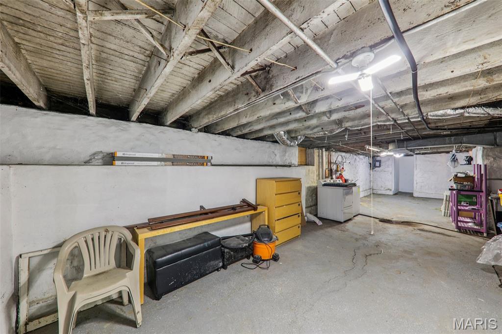 Von Phuls Add - Residential