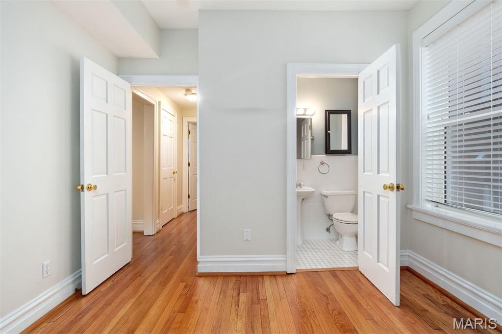 6318 Southwood Condo - Residential