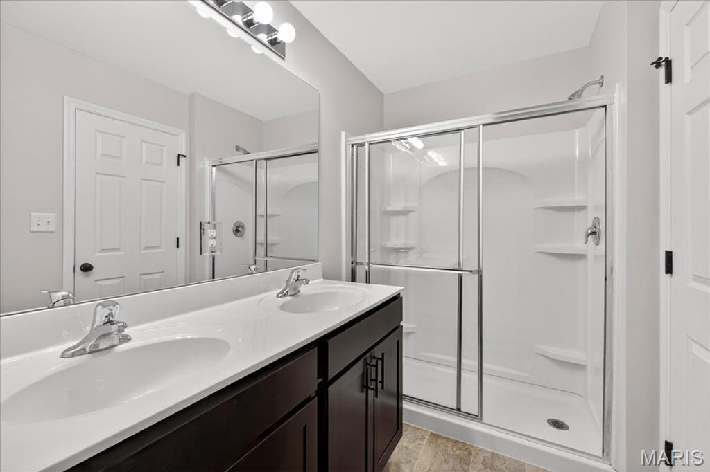 Arbors Of Rockwood Five The - Residential