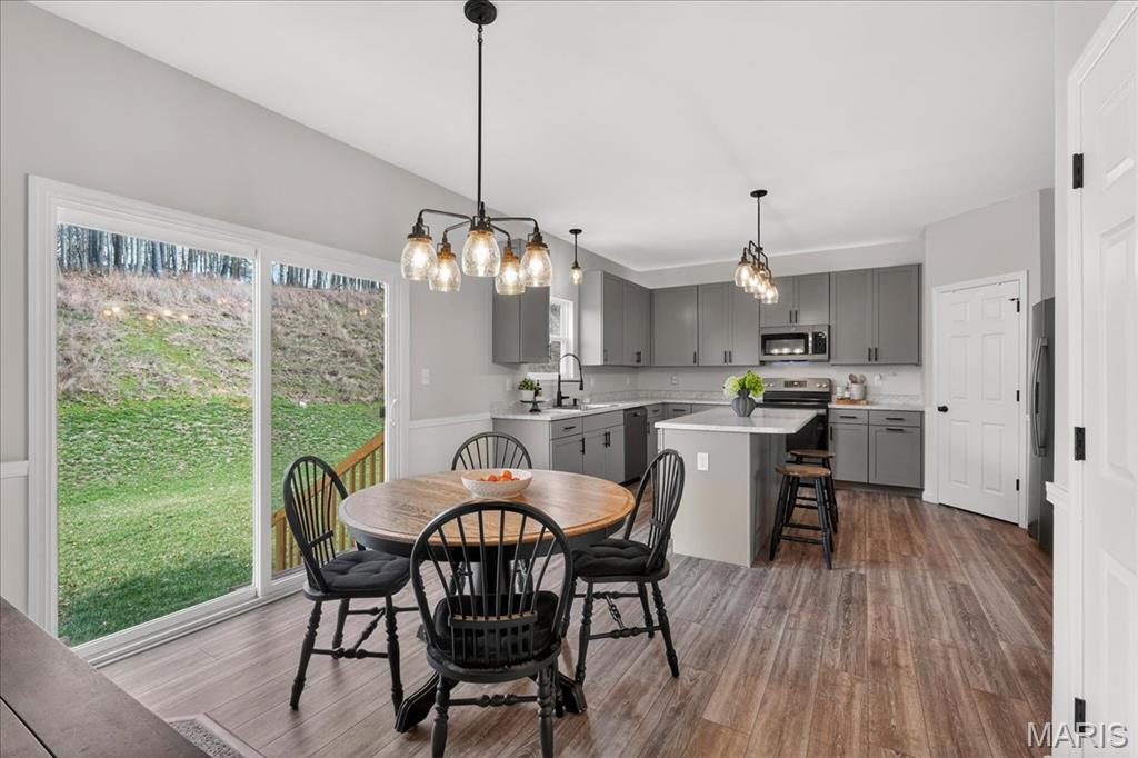 Arbors Of Rockwood Five The - Residential