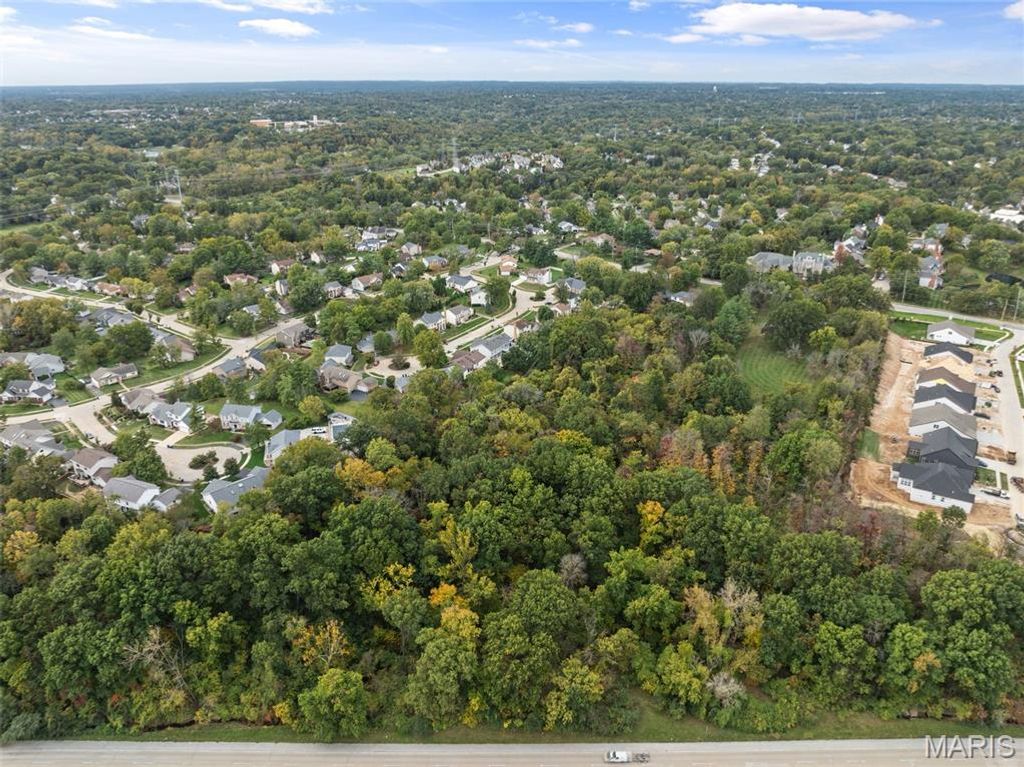 Photo of 15000 S Outer 40 Road, Chesterfield, MO 63017 (MLS # 25039462)