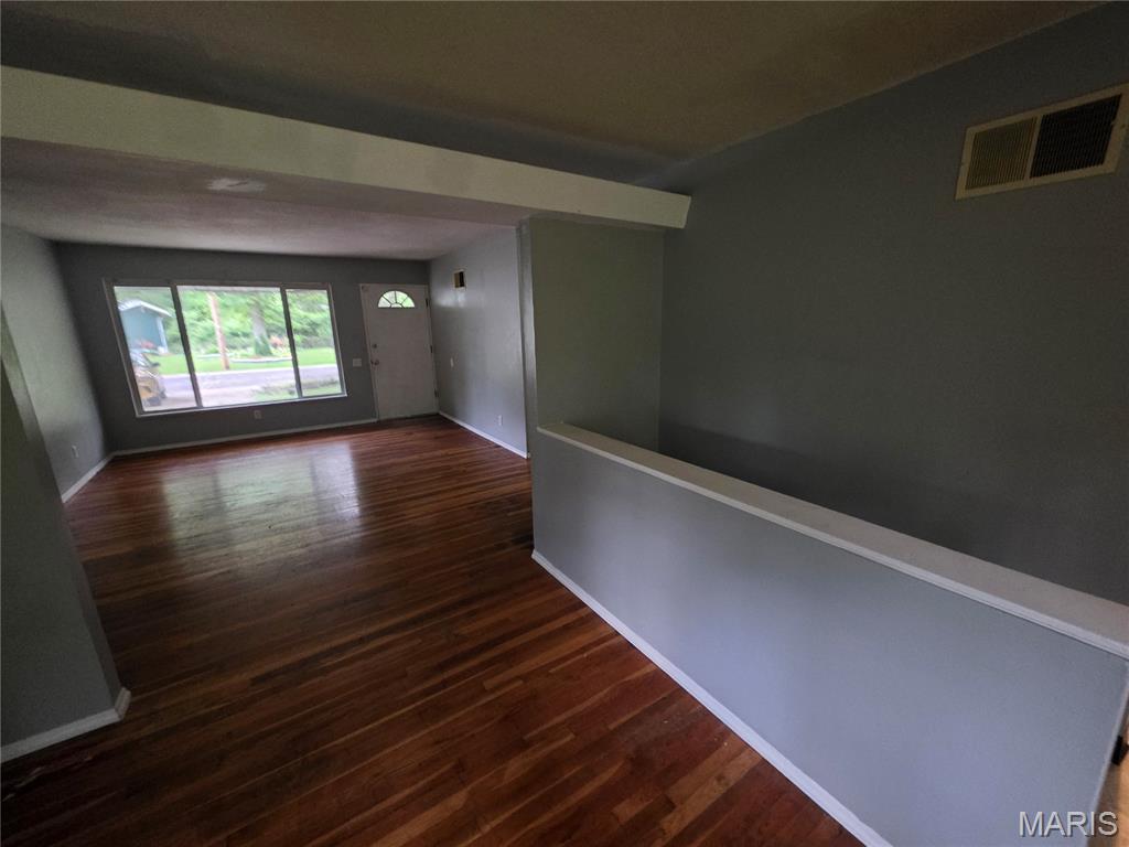 Hathaway Manor 16 - Residential