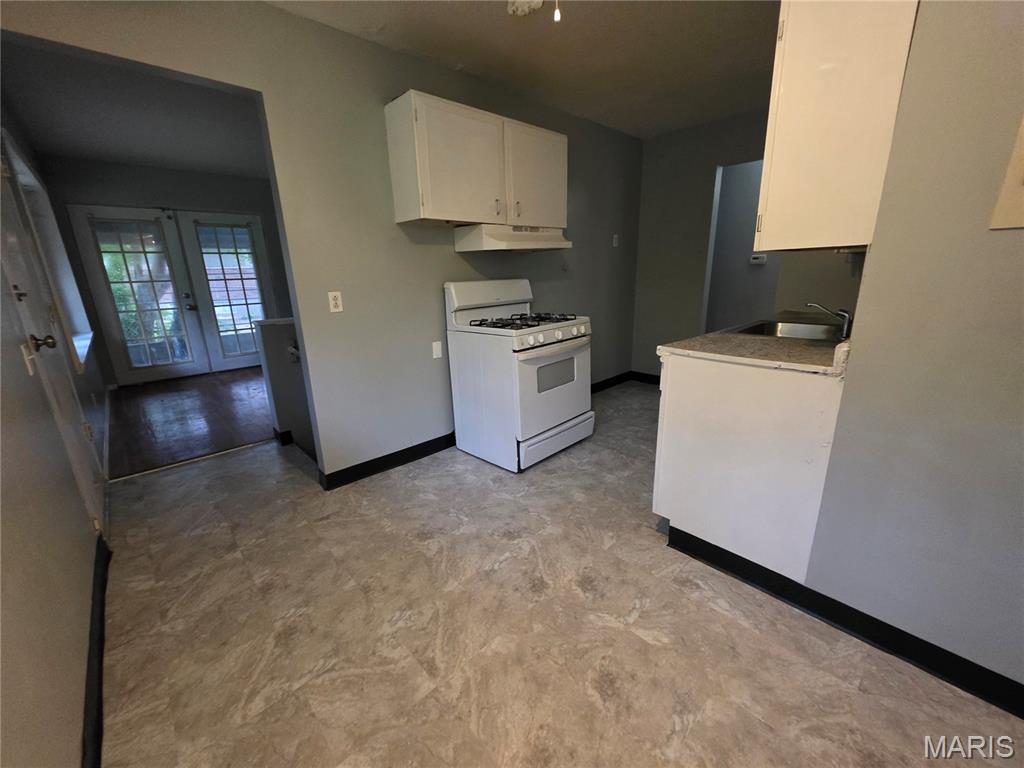 Hathaway Manor 16 - Residential