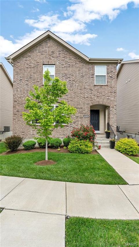 Photo of 9731 Wilderness Battle Dr, St Louis, MO 63123 (MLS # 26022760)
