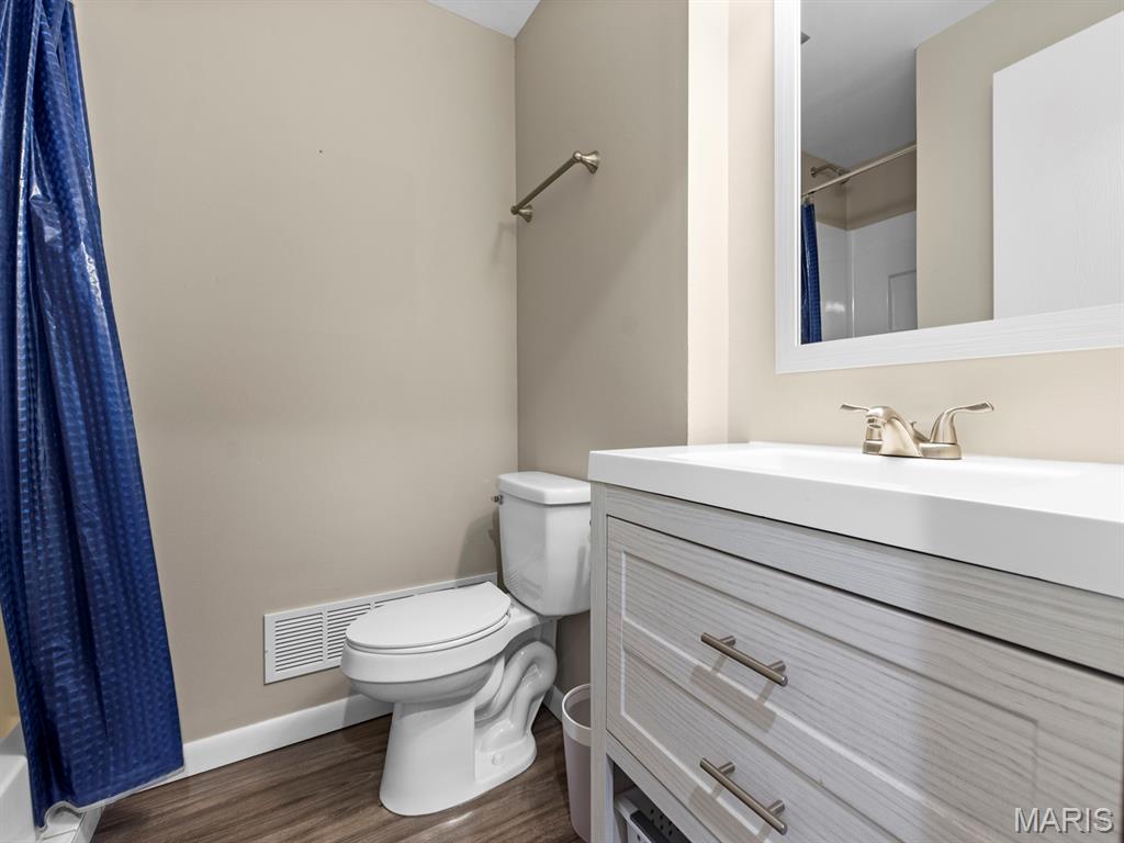 Fenton, Missouri 63026, United States, 3 Bedrooms Bedrooms, ,2 BathroomsBathrooms,Residential,Coming Soon,241632