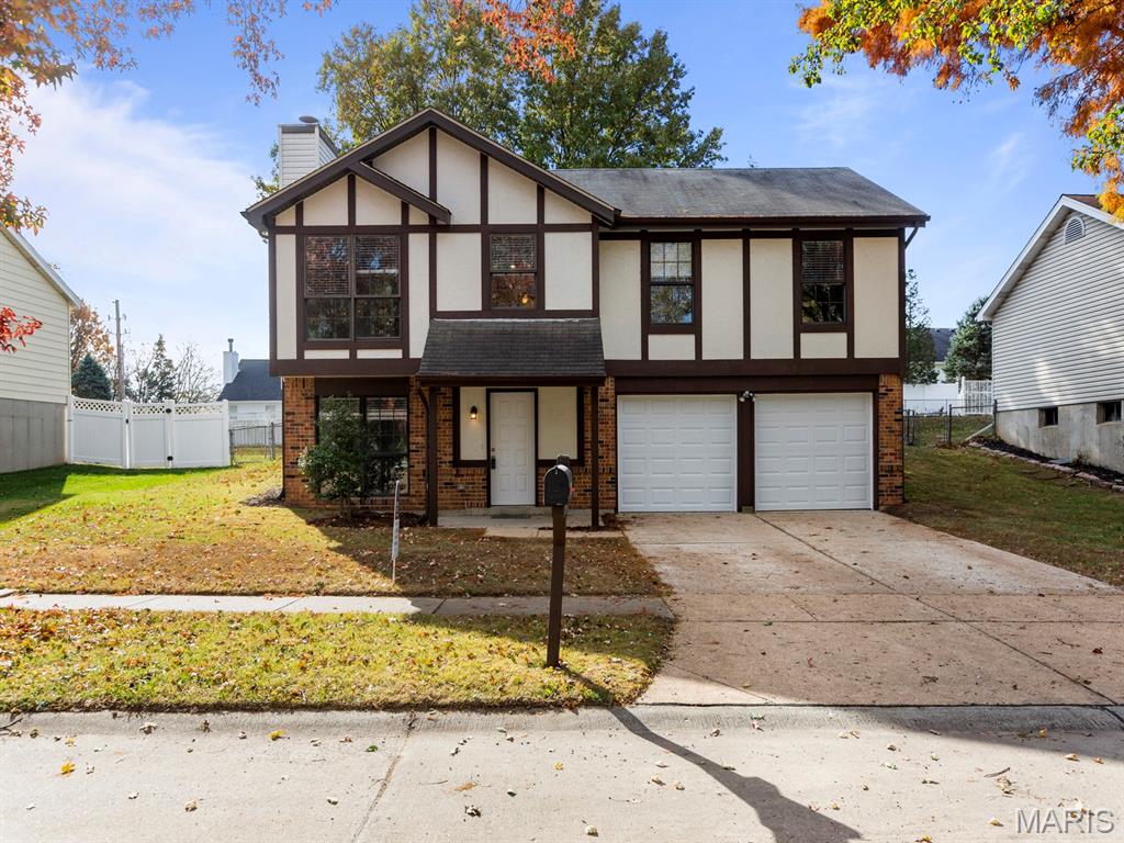 Fenton, Missouri 63026, United States, 3 Bedrooms Bedrooms, ,2 BathroomsBathrooms,Residential,Coming Soon,241632