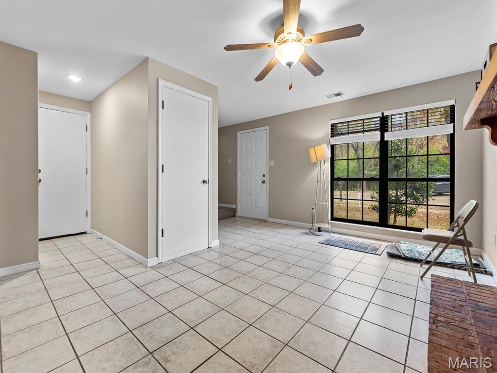 Fenton, Missouri 63026, United States, 3 Bedrooms Bedrooms, ,2 BathroomsBathrooms,Residential,Coming Soon,241632