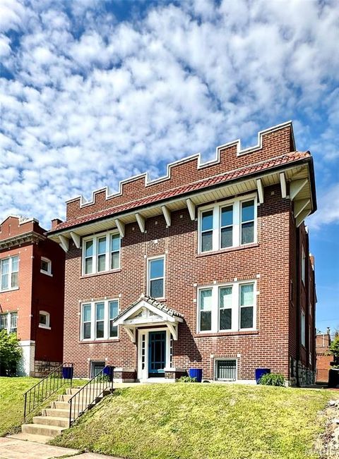 Photo of 4917 Murdoch Avenue #2W, St Louis, MO 63109 (MLS # 26022323)
