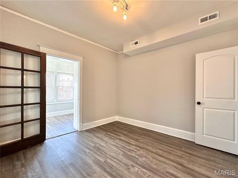 Tiny photo for 4917 Murdoch Avenue #2W, St Louis, MO 63109 (MLS # 26022323)