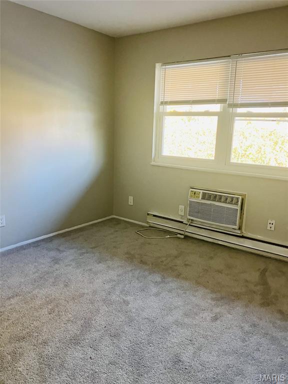 Hazelcrest Condo - Residential