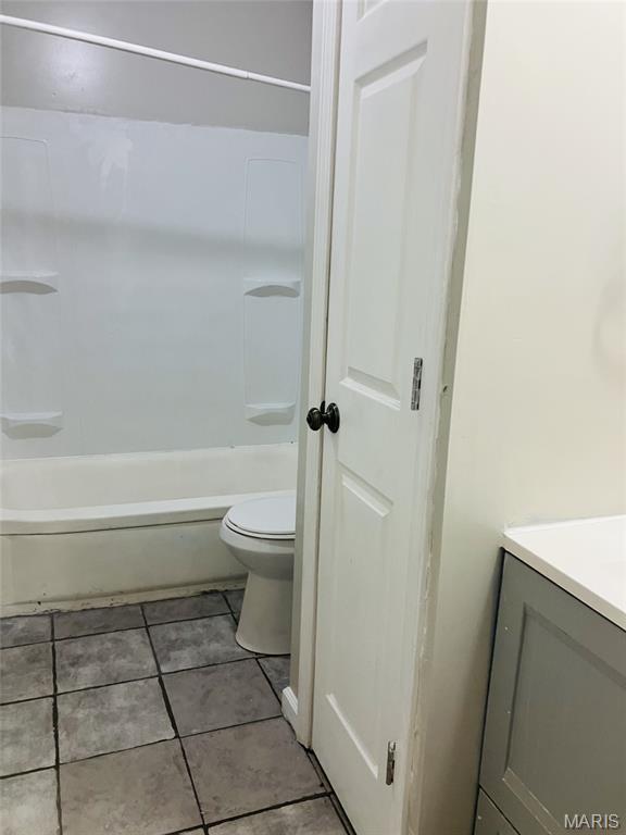 Hazelcrest Condo - Residential