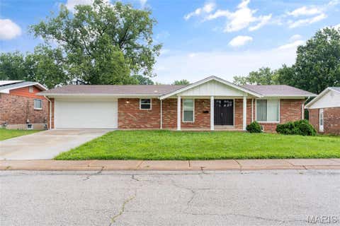 Photo of 8033 Amherst Avenue, University City, MO 63130 (MLS # 26045185)