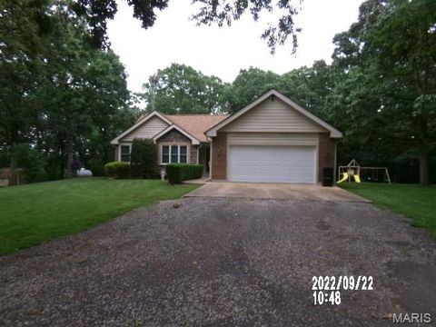 Photo of 56 W Nottingham Circle, Sullivan, MO 63080 (MLS # 26033859)