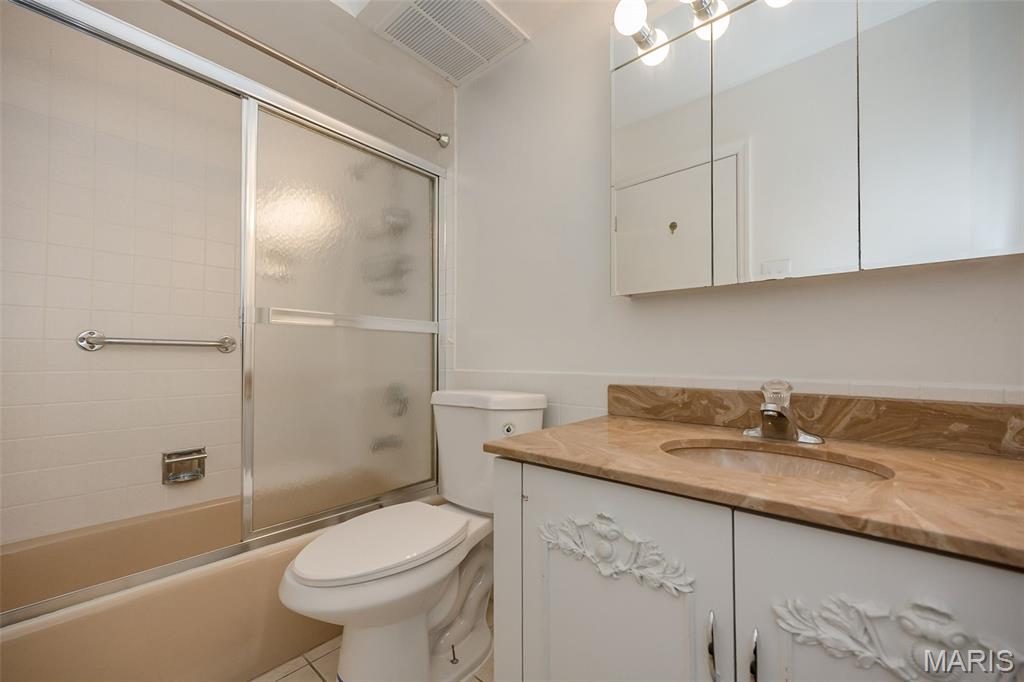 Chateau De Ville Condo Sec - Residential