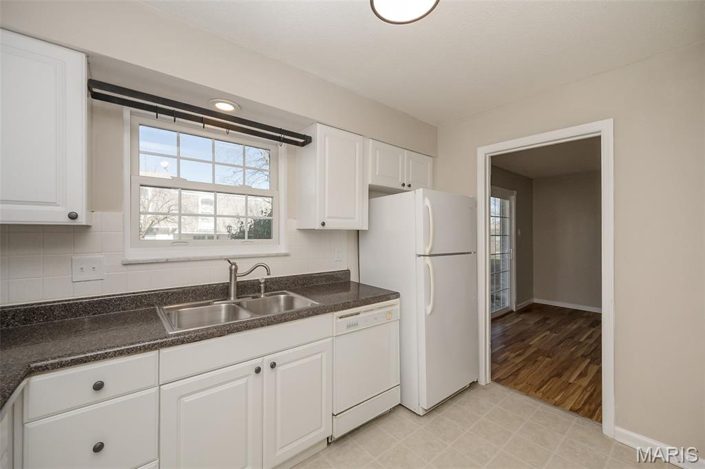 Chateau De Ville Condo Sec - Residential