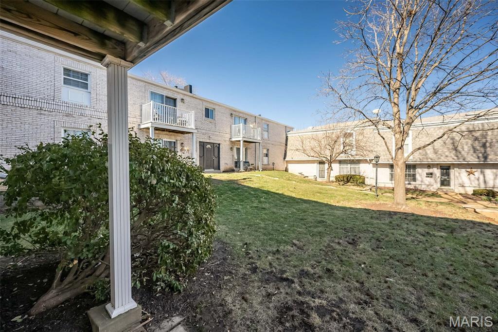 Chateau De Ville Condo Sec - Residential