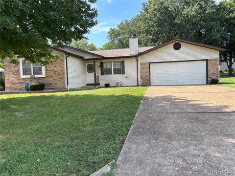 Photo of 17 Rabbit Trail Drive, Washington, MO 63090 (MLS # 26067157)