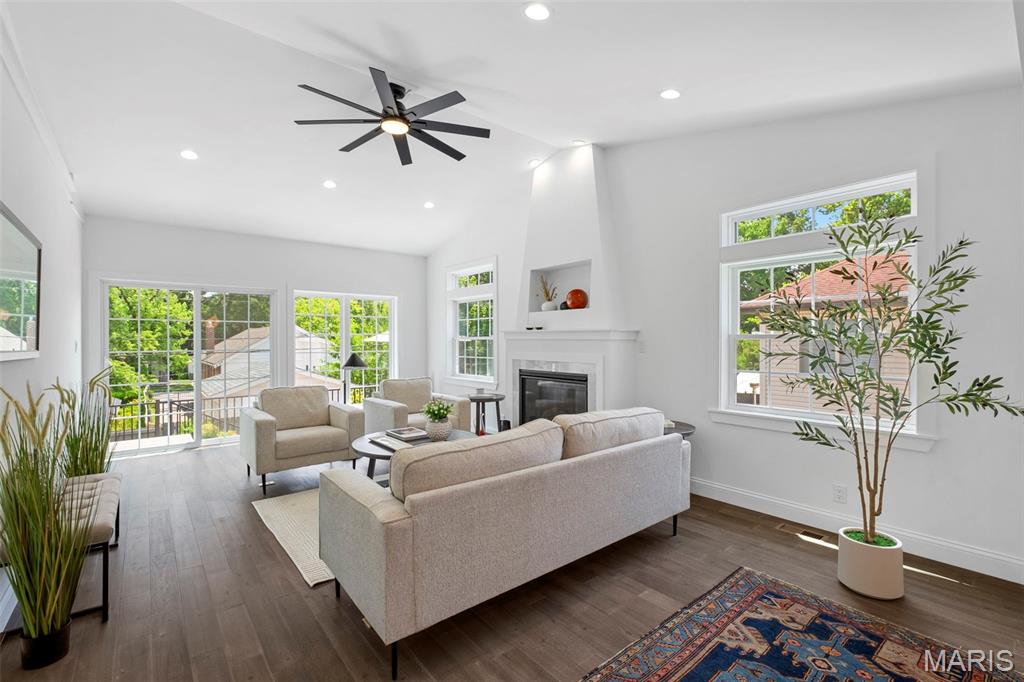 Adele Place - Residential