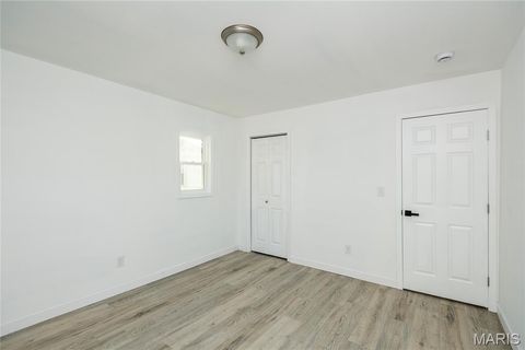 Tiny photo for 1402 Dammert Avenue, St Louis, MO 63125 (MLS # 26018982)