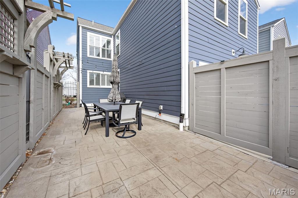 New Town At St Chas #5 Resub - Residential