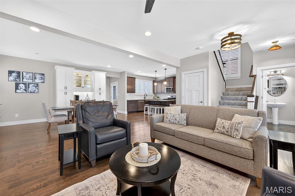 New Town At St Chas #5 Resub - Residential