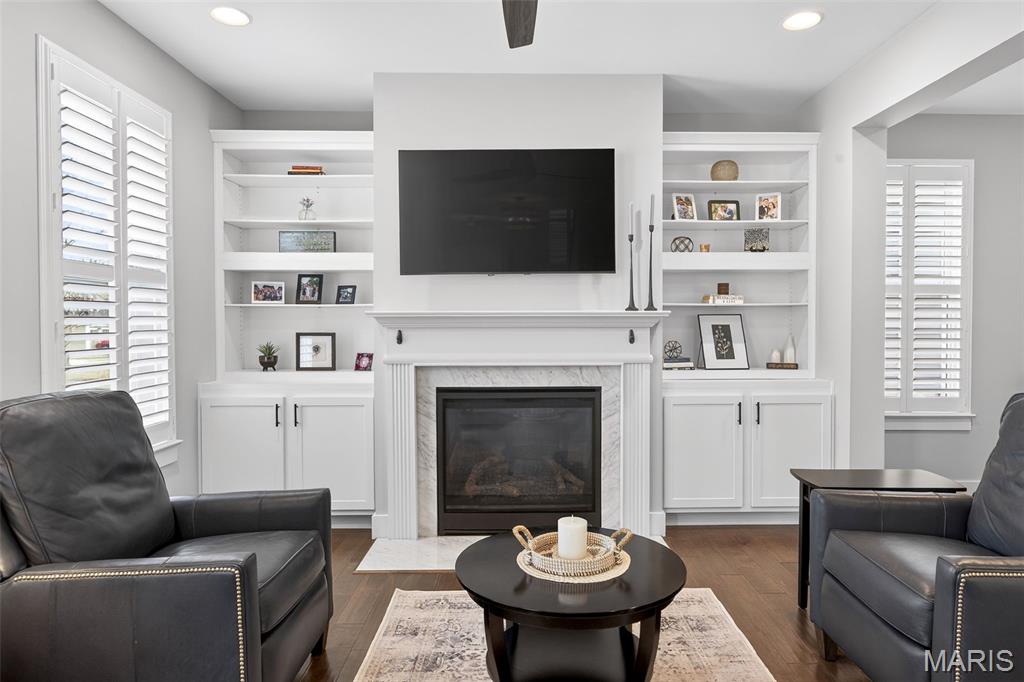 New Town At St Chas #5 Resub - Residential