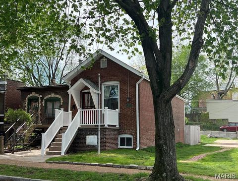 Photo of 5514 Columbia Avenue, St Louis, MO 63139 (MLS # 26019280)