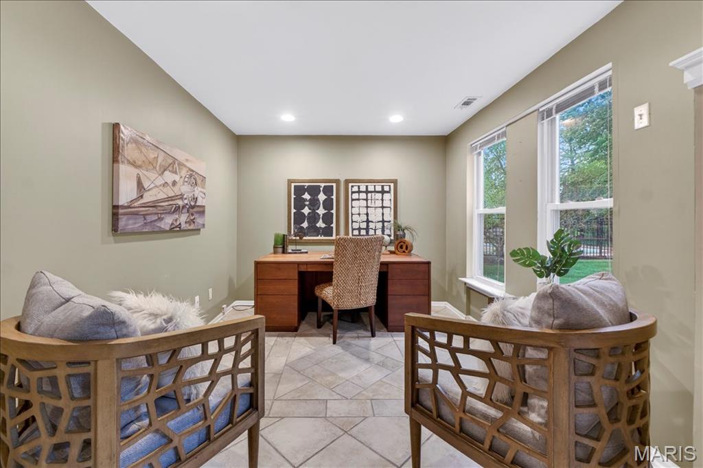 Charleston Oaks - Residential