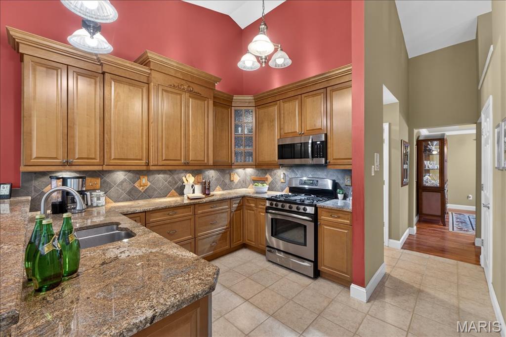 Charleston Oaks - Residential