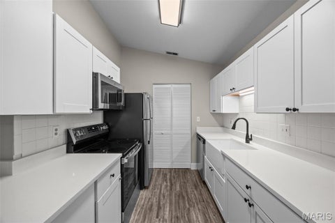 Tiny photo for 2419 Sandalwood Creek Court #F, Wildwood, MO 63038 (MLS # 26050421)