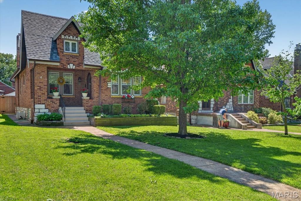 Photo of 6718 Oleatha Avenue, St Louis, MO 63139 (MLS # 26026814)