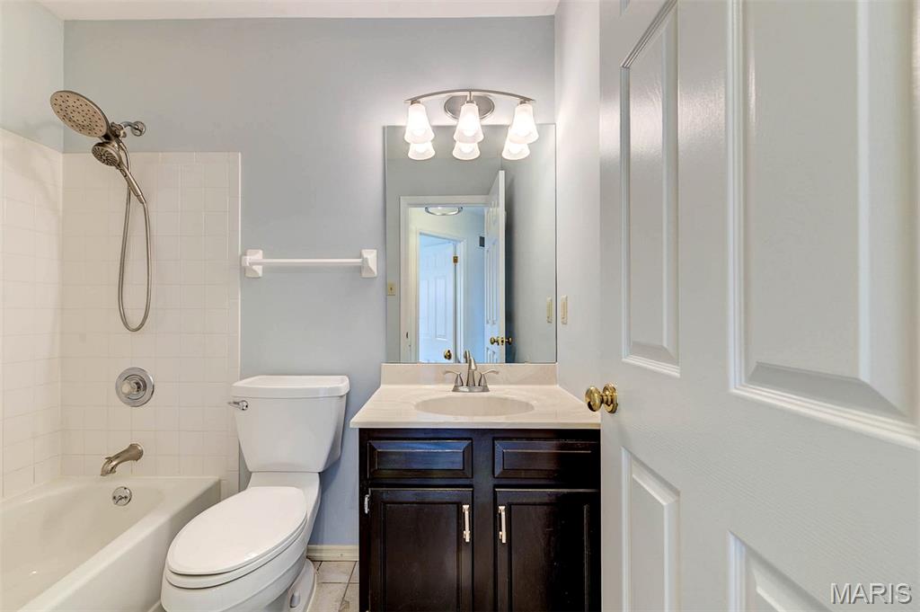 Spring Hill Farm Condo Ph 1 - Residential