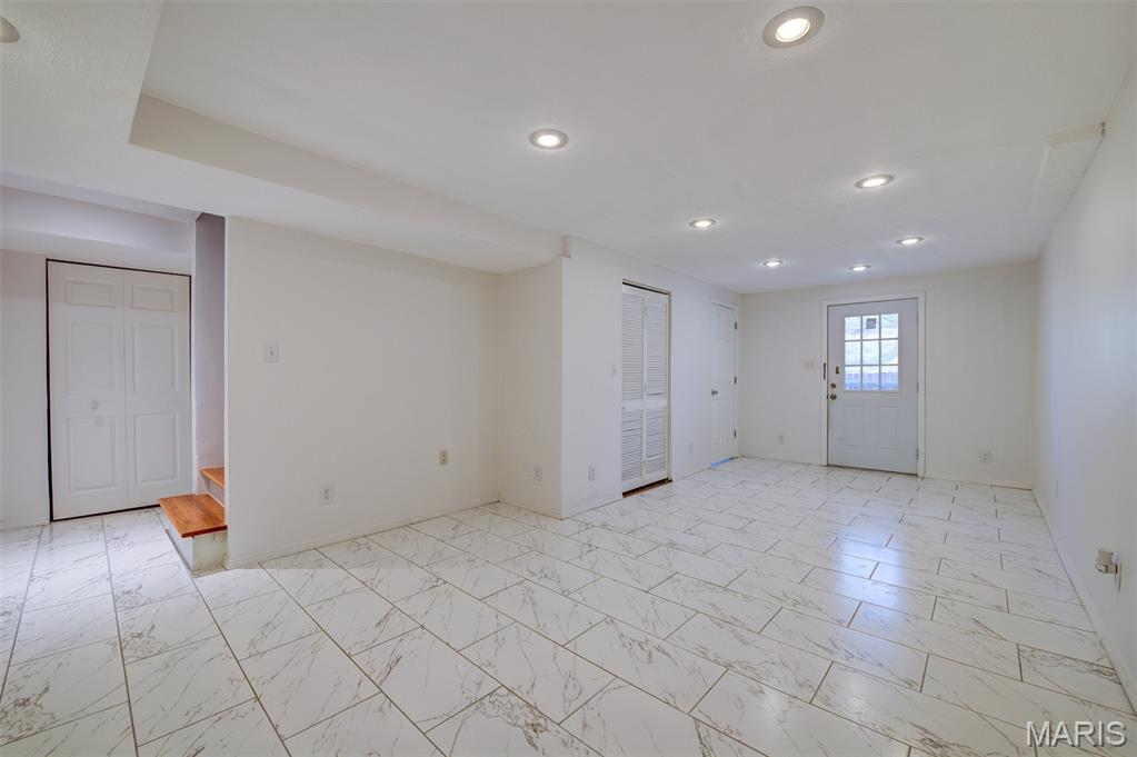 Spring Hill Farm Condo Ph 1 - Residential