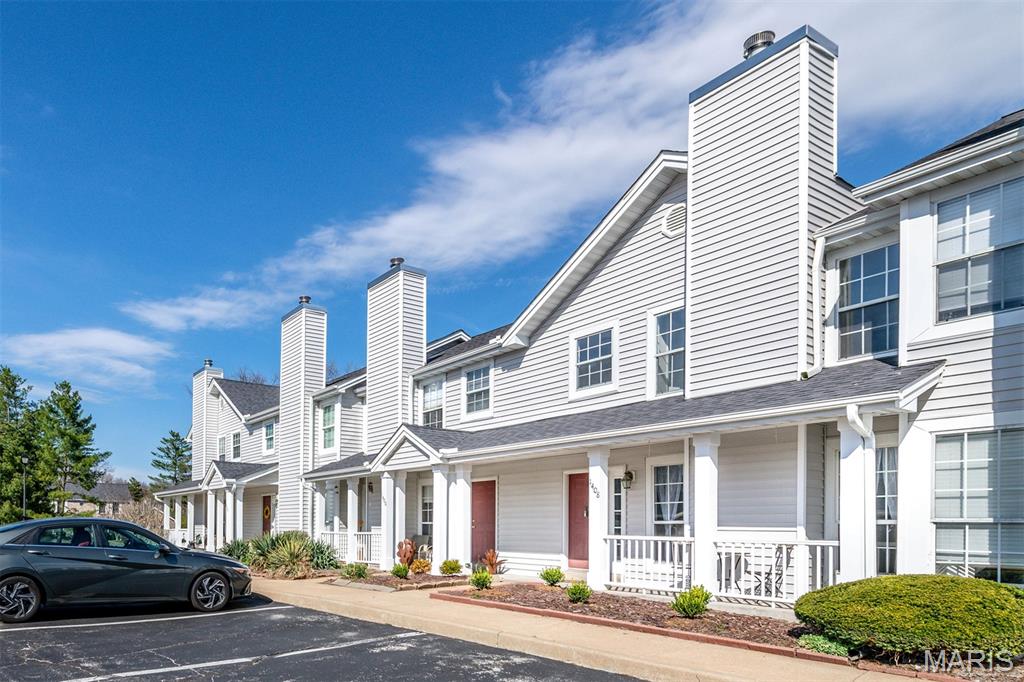 Spring Hill Farm Condo Ph 1 - Residential