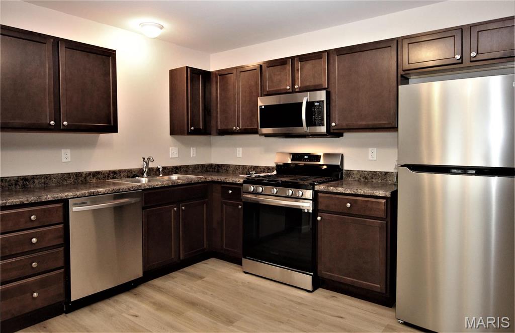 Laura Hills - Residential Lease